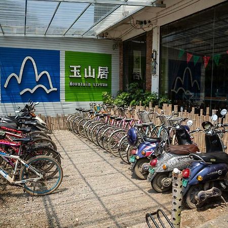 Mountain Stream Hostel Yangshuo Exterior foto